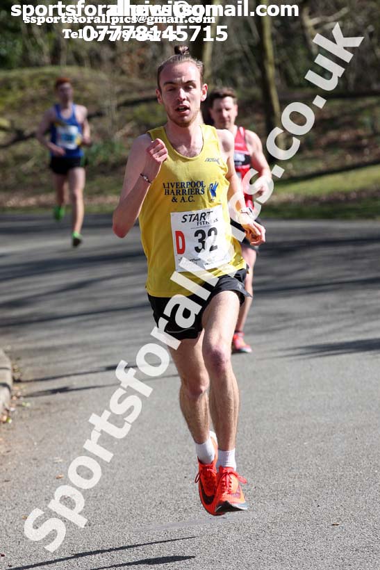 Senior mens Northern 12 Stage Road Relay Champs., Birkenhead Park. Photo: David T. Hewitson/Sports for All Pics